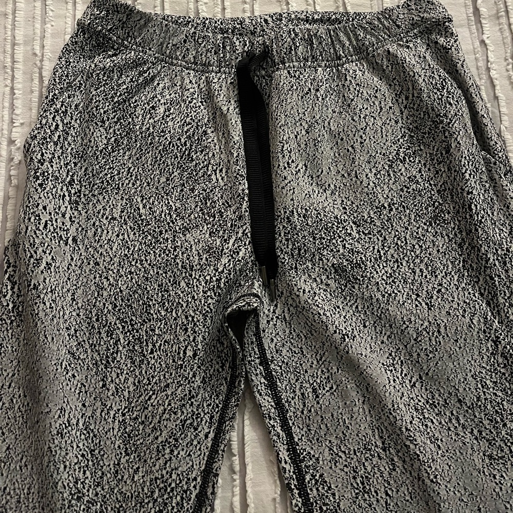 Lululemon patterned joggers